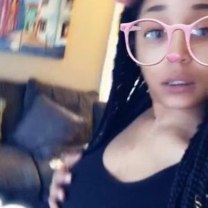 Meet your Posher, Deonna